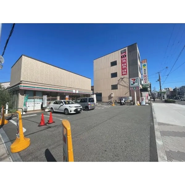 サングリーン帝塚山 セブンイレブン大阪帝塚山店（コンビニ）まで約450m（徒歩6分）