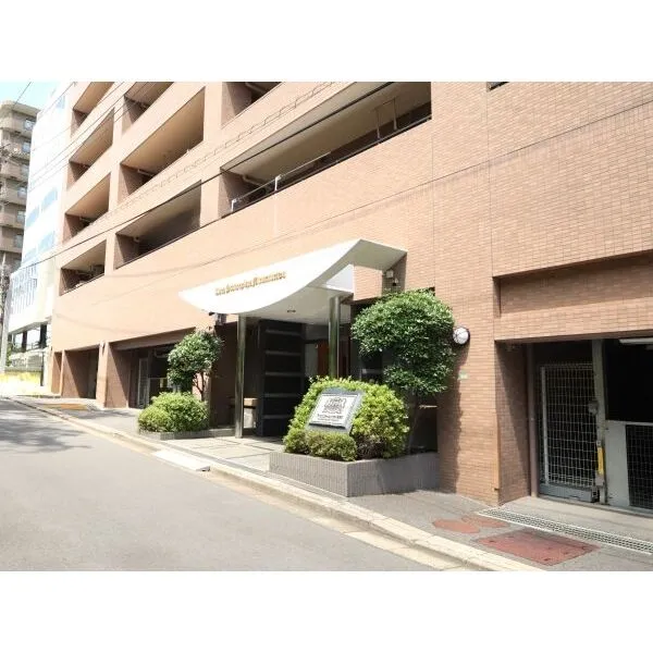 ライオンズステーションプラザ南浦和 エントランス