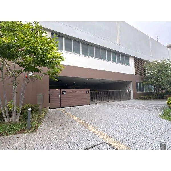 エクレール武蔵小杉 川崎市立上丸子小学校（小学校）まで約290m（徒歩4分）