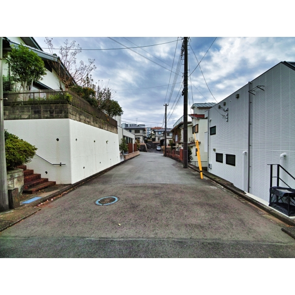 町田市南つくし野３丁目 前面道路