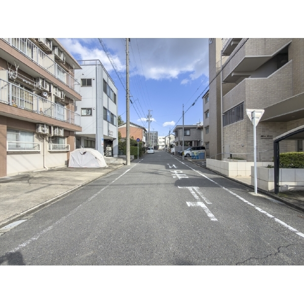 名古屋市南区呼続３丁目 前面道路