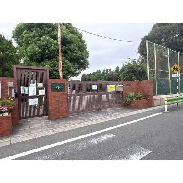 大田区田園調布5丁目 大田区立田園調布中学校(中学校)まで約1500m(徒歩19分)