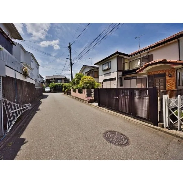 町田市金森東1丁目 前面道路