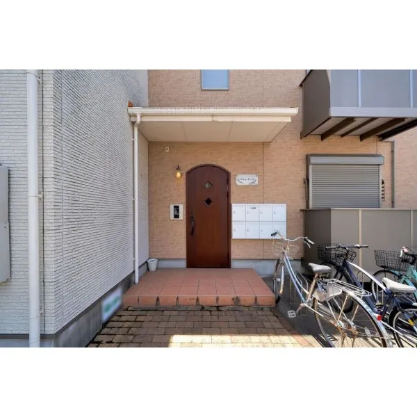 川口市南鳩ヶ谷4丁目 エントランス