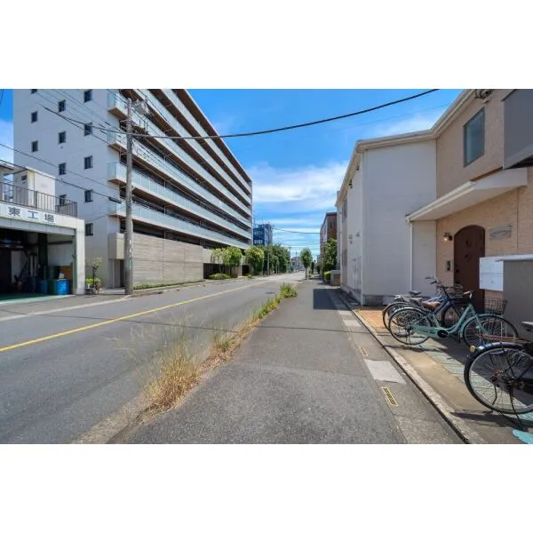 川口市南鳩ヶ谷4丁目 前面道路