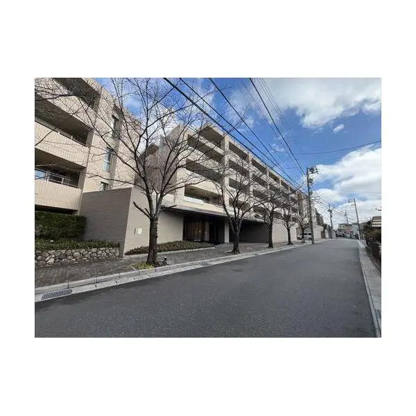 ローレルスクエア八事 外観