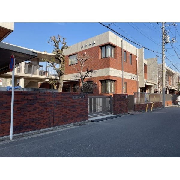 クリオ鶴見伍番館 潮田幼稚園まで約310ｍ(徒歩4分)です。（幼稚園・保育園）まで約310m（徒歩4分）