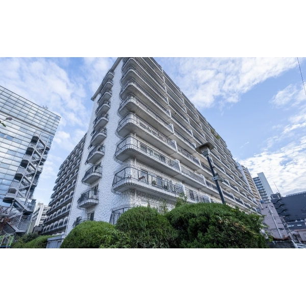 秀和目黒駅前レジデンス 外観