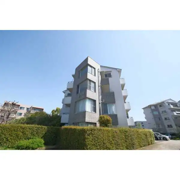 ホームタウン鶴牧６第１号棟 外観