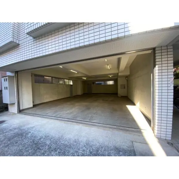 ハイツ18 駐車スペース