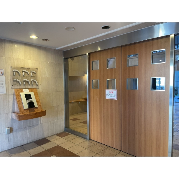 ナイスアークステイツ横濱中山Ｃ棟 エントランス