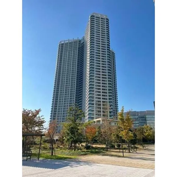 スカイズタワー&ガーデン 建物外観