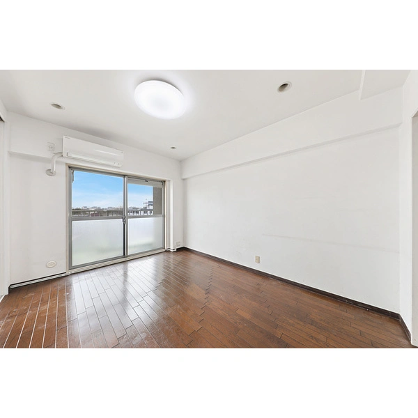 グリーンパーク新綾瀬 リビング・ダイニング約8.4畳※家具・調度品は価格に含まれません