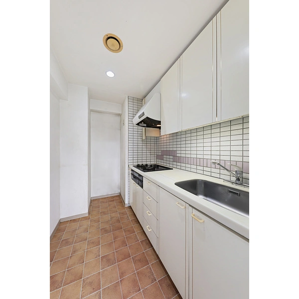 グリーンパーク新綾瀬 キッチン約2.6畳