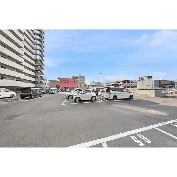 グリーンパーク新綾瀬 平置き駐車場