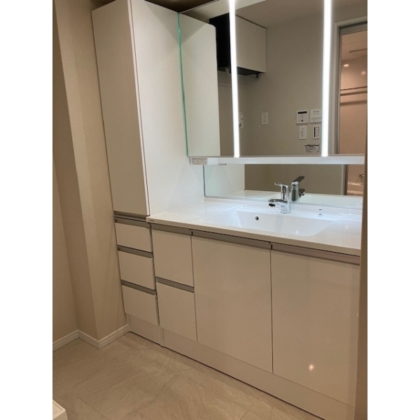 Ｗ　Ｃｏｍｆｏｒｔ　Ｔｏｗｅｒｓ　ＥＡＳＴ その他画像