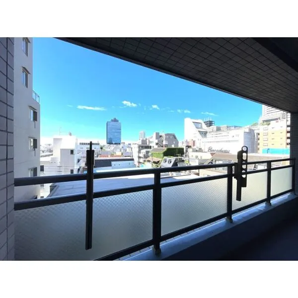 ヴェルビュ中野 バルコニー