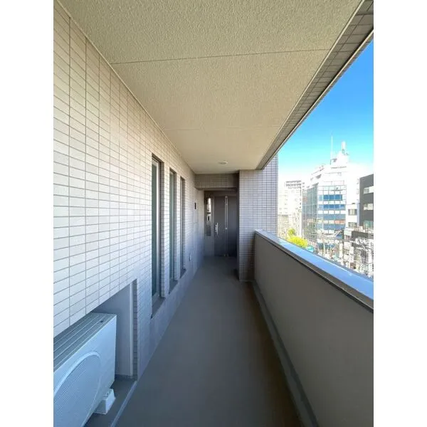 ヴェルビュ中野 外廊下
