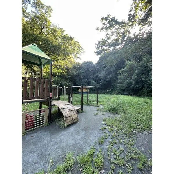 サンクタス横浜南の丘 坪呑公園 約520m