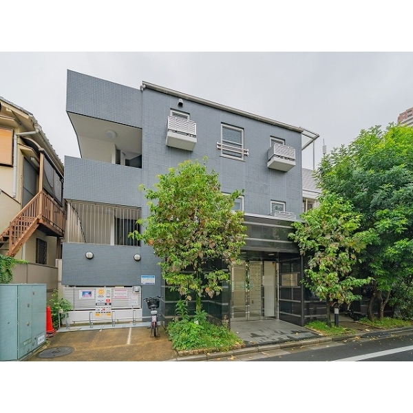 ダイナシティ市谷仲之町 外観