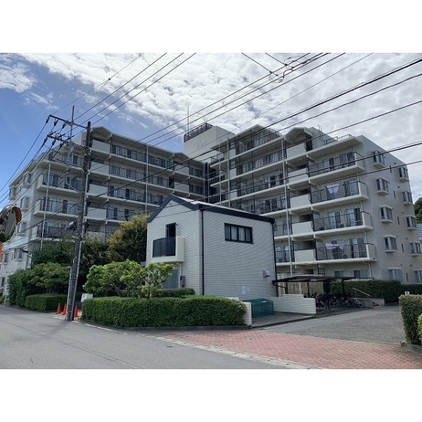 コスモ港南台 外観