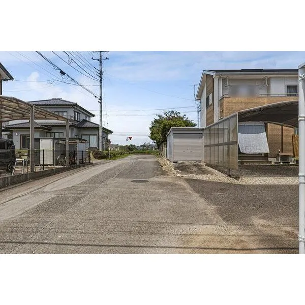那須塩原市東三島5丁目 南西側約5.4m公道