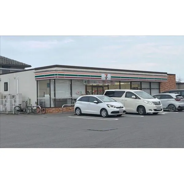 那須塩原市東三島5丁目 セブンイレブン 那須塩原東三島店 (コンビニ)まで約700m(徒歩9分)