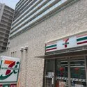サンフォーリーフタウン桜ノ宮　サンミットコート セブンイレブン桜ノ宮駅前店（コンビニ）まで約140m（徒歩2分）