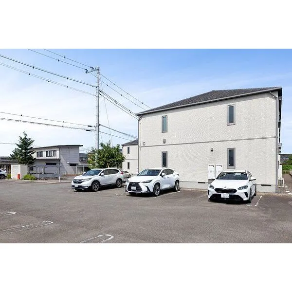 那須塩原市南町 カースペース有(48台)※車種による制限有