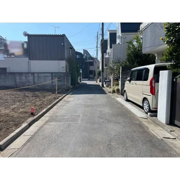 杉並区成田東１丁目 北西側前面道路