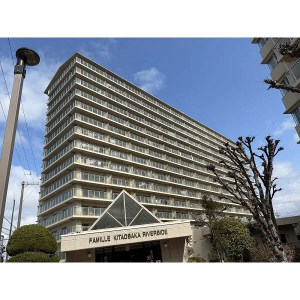 ファミール北大阪リバーサイド 外観