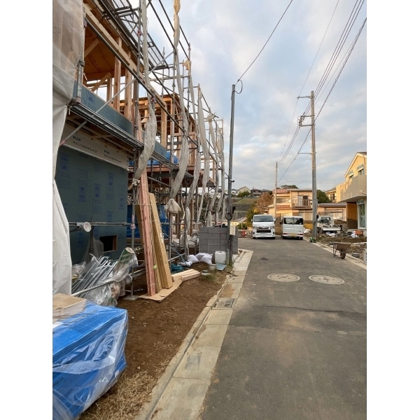 横浜市港南区笹下２丁目 前面道路