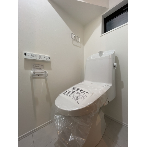 横浜市港南区笹下2丁目 1Fトイレ