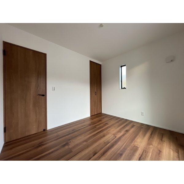 横浜市港南区笹下2丁目 洋室