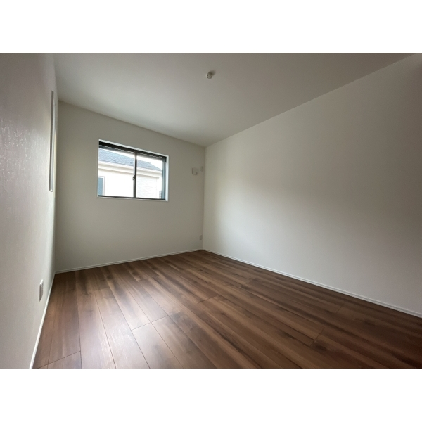 横浜市港南区笹下2丁目 洋室