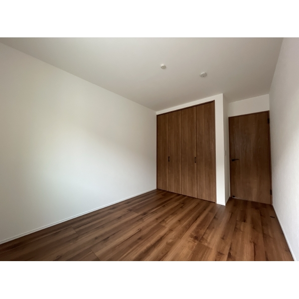 横浜市港南区笹下2丁目 洋室