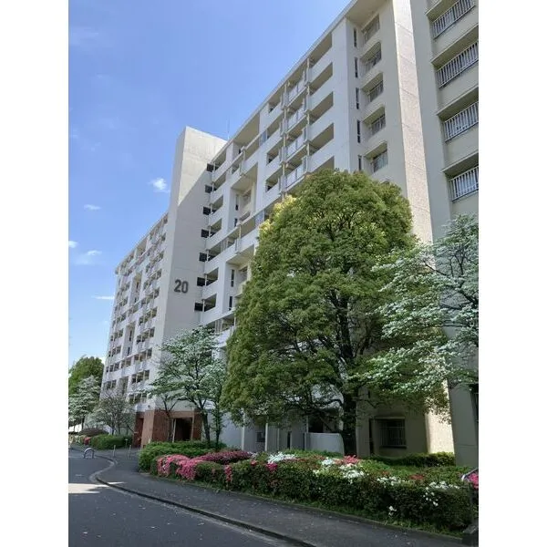 昭島つつじが丘ハイツ北住宅団地　２０号棟 外観
