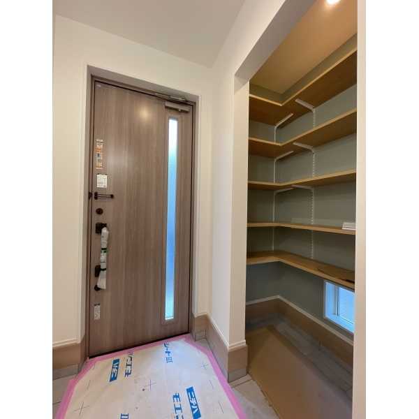 横浜市港南区笹下２丁目 玄関