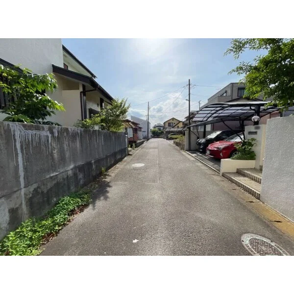 平塚市徳延 前面道路