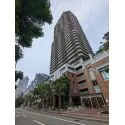 キャナルタウン中央 JR山陽本線「兵庫」駅まで徒歩3分。利便性の高い立地で快適なアーバンライフをお楽しみいただけます。