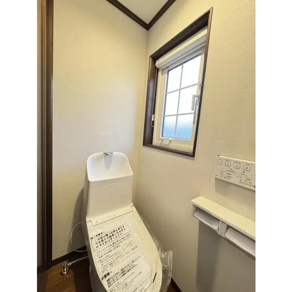 八千代市高津 2階トイレ