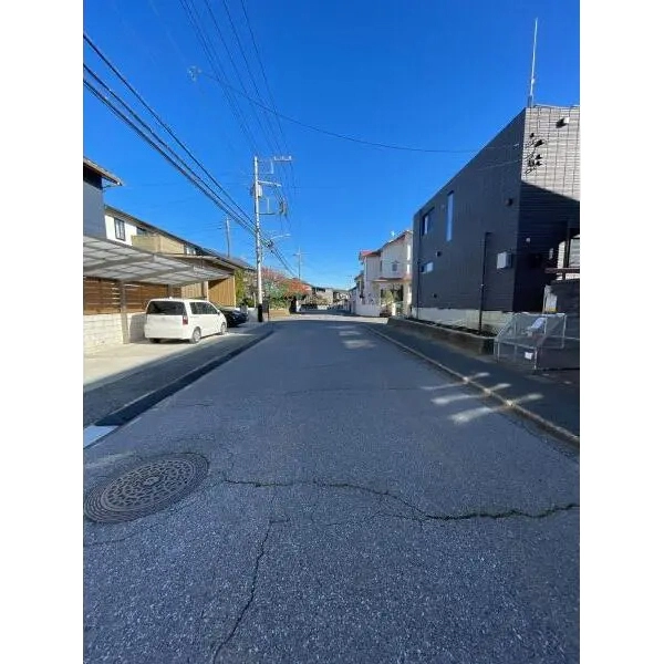 八千代市高津 前面道路