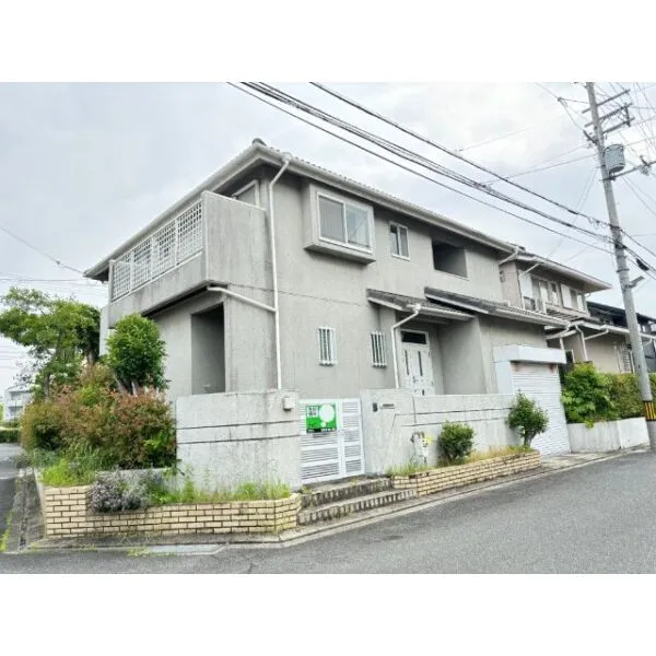 高槻市上土室３丁目 建物外観
