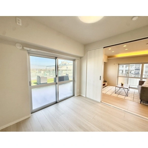 阿佐ヶ谷陵雲閣マンション 洋室