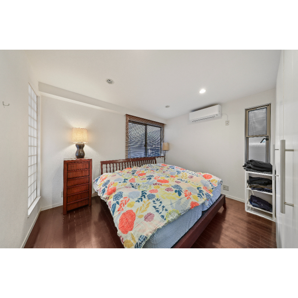 世田谷区代沢３丁目 洋室（約6.9畳）※家具・調度品は価格に含まれません。