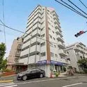 マンション弦巻 東急田園都市線「桜新町」駅徒歩15分、東急世田谷線「上町」駅徒歩8分。2路線利用可能な立地です。