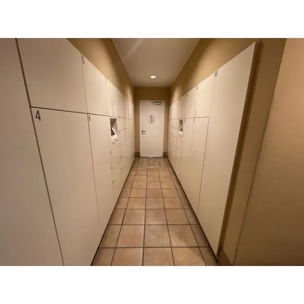グランループ 宅配ボックス