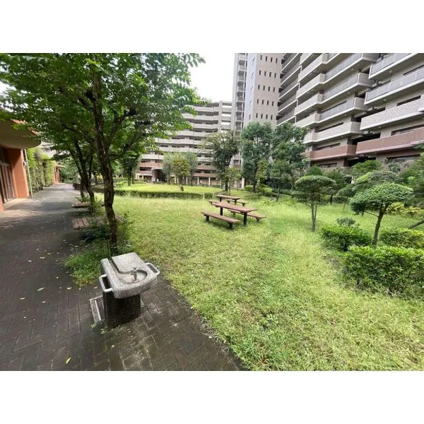 グランループ 庭
