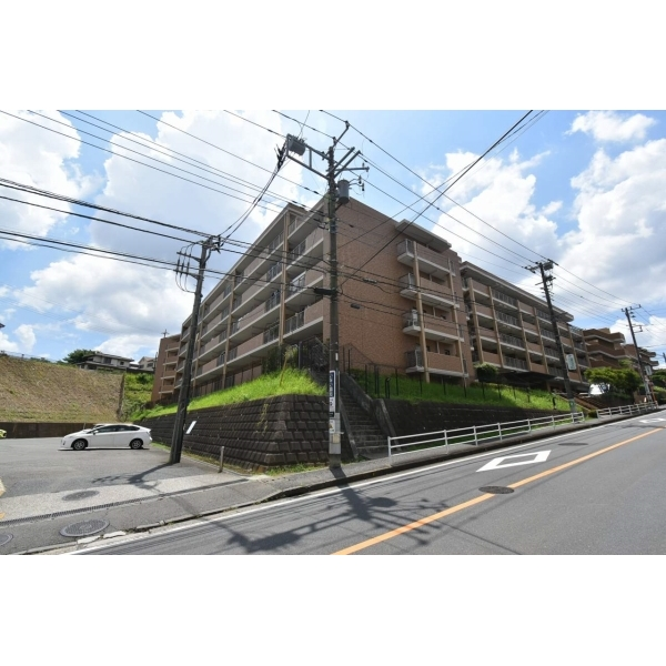 アリスガーデン横浜２番館 外観