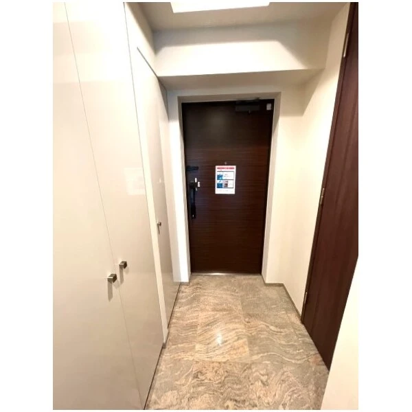 ザ・パークハウス愛宕虎ノ門 玄関